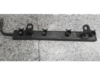 Топливная рампа Mitsubishi Colt