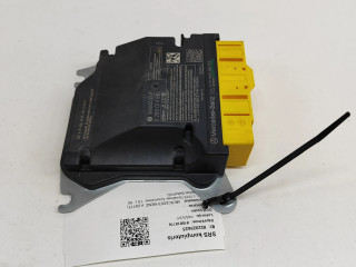 Блок подушек безопасности A1779021005, A1779006003   Mercedes-Benz A W177