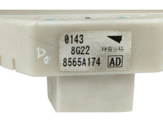 Pojistková skříňka Řídící jednotka BSM 8565A174 Mitsubishi Colt 2009