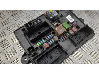 Pojistková skříňka 23180898 Chevrolet Corvette 2015