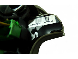 Подушка безопасности водителя 8686286, 30642032 Volvo S80