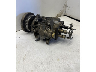 Топливный насос 059130106M    Audi A4 S4 B6 8E 8H   