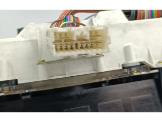 Блок предохранителей MR11504 Mitsubishi Montero