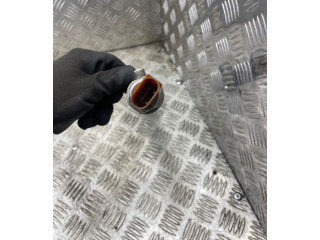 Топливная рампа 03L089G   Volkswagen PASSAT B6   для двигателя CBB B