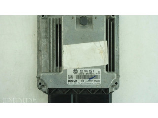 Блок управления двигателя 03C906032Q, 03C906032C Volkswagen Golf V