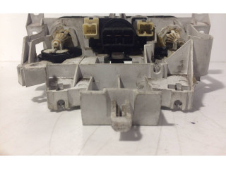 Блок управления климат-контролем    Mazda 323