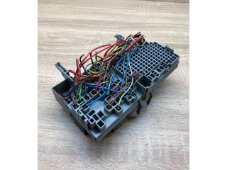 Pojistková skříňka 90464777, 90069864 Opel Astra F 1992