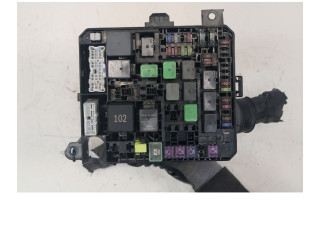 Блок предохранителей Citroen C4 Aircross