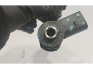 Форсунка 04L130277AC Volkswagen Caddy