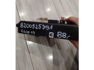 Блок комфорта    Renault Clio III   