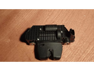 Замок задней крышки