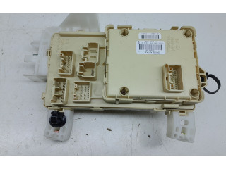 Блок предохранителей 892210F010   Toyota Corolla Verso E121    