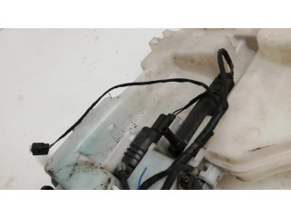 Бачок оконной жидкости