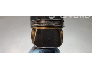 Поршень DDY 04L107065AM001, 03L105401A Skoda Octavia Mk3 (5E)