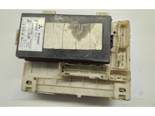 Блок предохранителей 8637A171, 5WK45103L Mitsubishi Colt