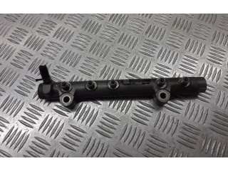 Vstřikovací lišta 107780-0452 Toyota Corolla E140 E150