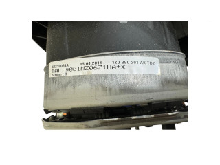 Подушка безопасности водителя 1Z0880201AK, 62218051A Skoda Yeti (5L)