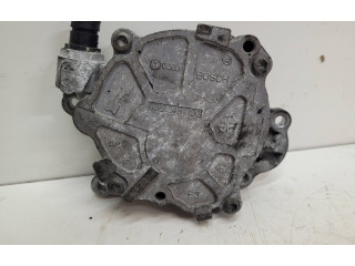 Вакуумный насос 03L145100   Volkswagen Caddy