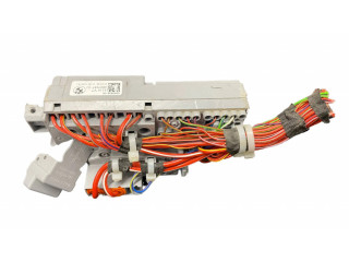 Блок предохранителей  6807487   BMW X5 G05    