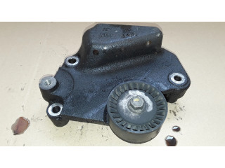 Устройство натяжки ремня