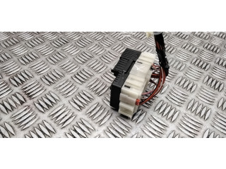 Блок предохранителей     Volvo V70  D4204T5 