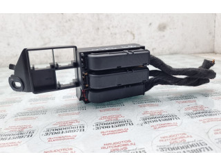 Pojistková skříňka 4L0971845A Audi Q7 4L 2008