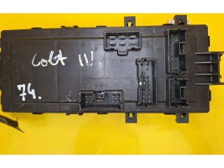 Блок предохранителей Mitsubishi Colt