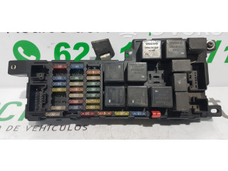 Блок предохранителей    Volvo V70    