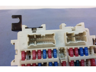   Pojistková skříňka    Nissan Maxima A34 2005