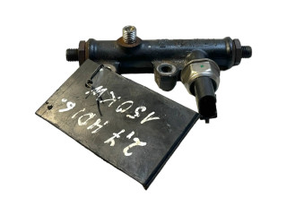 Топливная рампа Jaguar S-Type 2.7