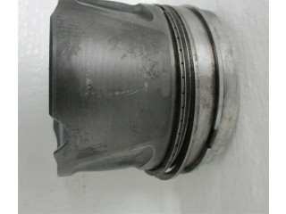 Поршень Land Rover Discovery Sport