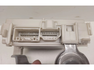   Pojistková skříňka 8267030230, 7D230350   Lexus GS 300 350 430 450H 2008