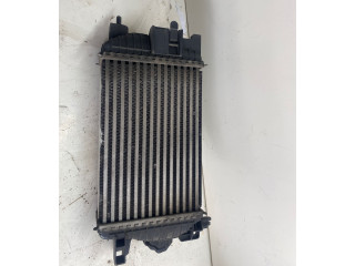 Радиатор интеркулера 13283253, 13283253 Opel Meriva B 2010 - 2016 года