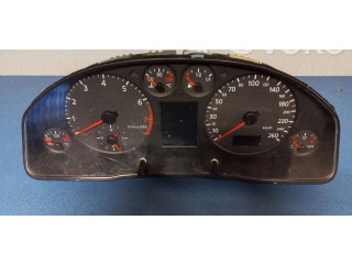 Панель приборов 4B0919880A   Audi A6 S6 C5 4B       