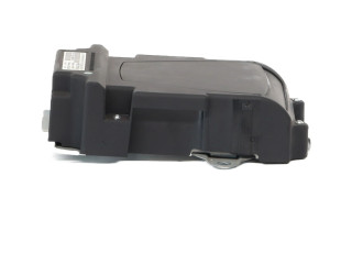 Дисплей    96665877   Peugeot 5008