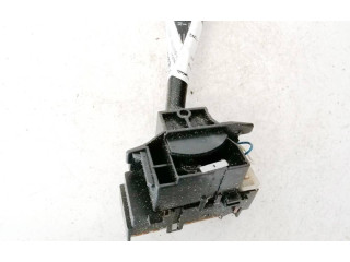 Ручка стеклоочистителей Mitsubishi Pajero