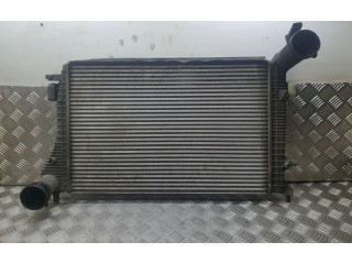 Интеркулер  1K0145803H   Volkswagen Caddy 