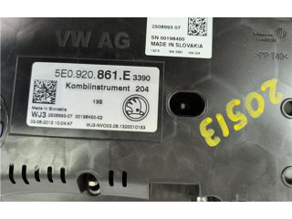 Панель приборов 5e920861E   Skoda Octavia Mk3 (5E)       