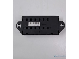 Блок предохранителей 9162323   Volvo S60    