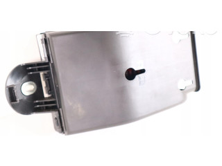 Блок предохранителей 32209198 Volvo XC90