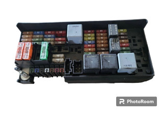 Блок предохранителей  A1645400272   Mercedes-Benz R W251    