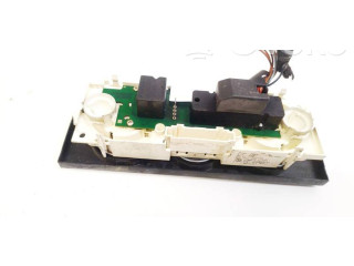 Блок управления климат-контролем    Audi A2