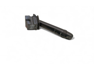 Ручка стеклоочистителей 30768100   Volvo V70