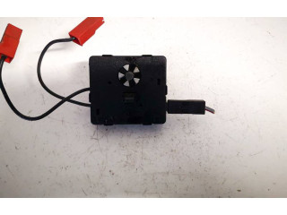 Блок предохранителей 31215629, 31215629 Volvo S80