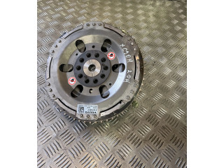 Генератор 31473617 Volvo XC90