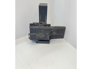 Блок предохранителей 1J0937550   Audi A3 S3 8L    