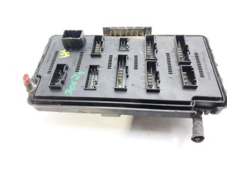 Блок предохранителей 8239032022 SsangYong Actyon sports I