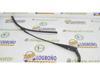 Ножка стеклоочистителей лобового стекла