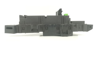 Блок предохранителей MU5T-15604-KABH, MU5T-15604   Ford F150    