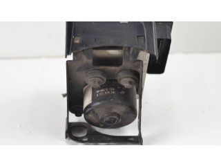 Блок АБС 7M3907379E, 5WK8401 Volkswagen Caddy 2004 - 2010 года